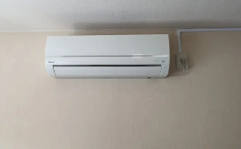 千歳市のエアコンクリーニング｜分解洗浄で空気と暮らしを整える｜ステラ清掃化学のエアコン外観画像